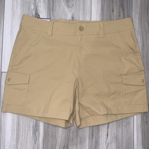 4️⃣ Eddie Bauer Cargo shorts 5" NWT khaki - Picture 4 of 6